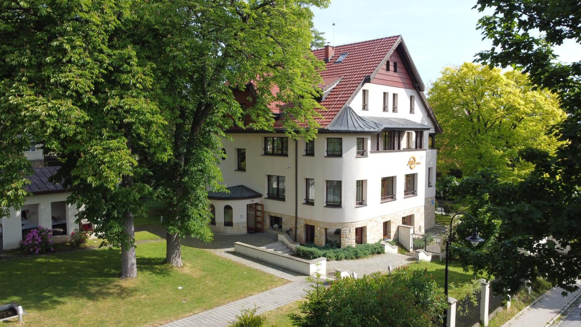 Jasny Dwór Polanica-Zdrój Exterior foto